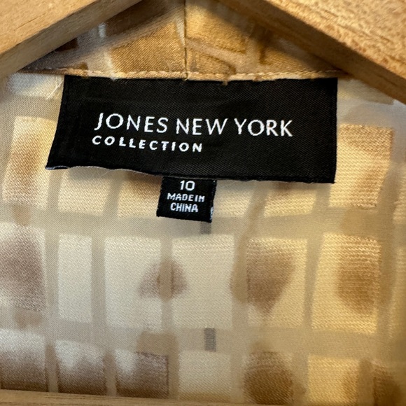 Jones New York silk blend button down blouse Size 10 - Picture 7 of 7